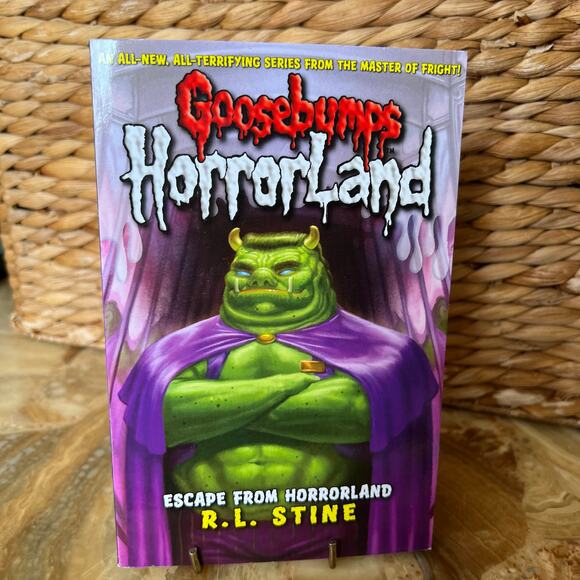 Goosebumps Horrorland: Escape from Horrorland - Picture 1 of 3